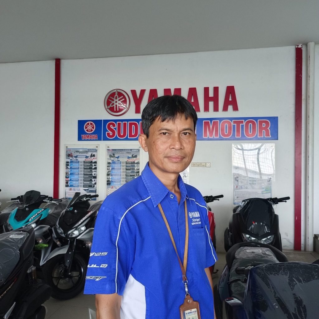 Shop manager sudirman motor